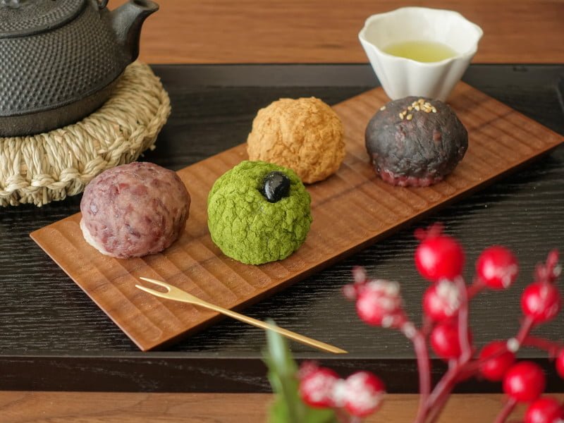 森のおはぎ詰合せ(大納言・深煎きなこ・黒ごま黒米・蜜黒豆) 中身