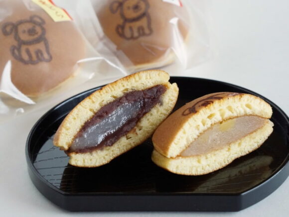 松雲堂 干支どら焼き 戊戌(つちのえいぬ)中身