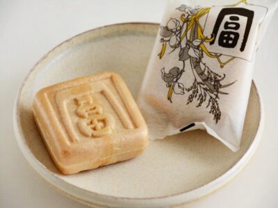 高山堂 冨もなか