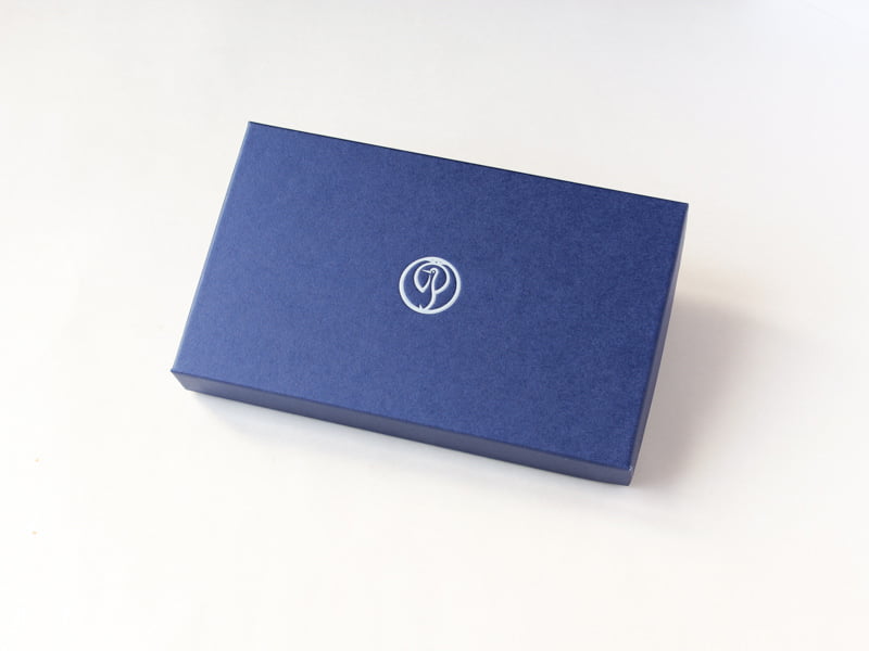 鶴屋吉信ようかん　外装