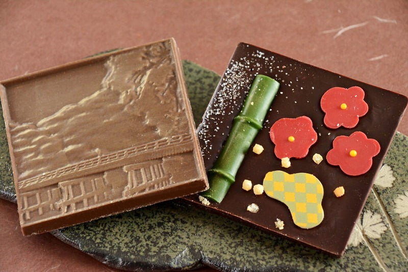 ベルアメール京都別邸タブレットショコラ中身