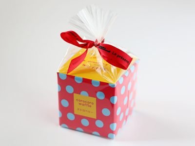 R.L コロコロワッフルキューブ(ストロベリー)