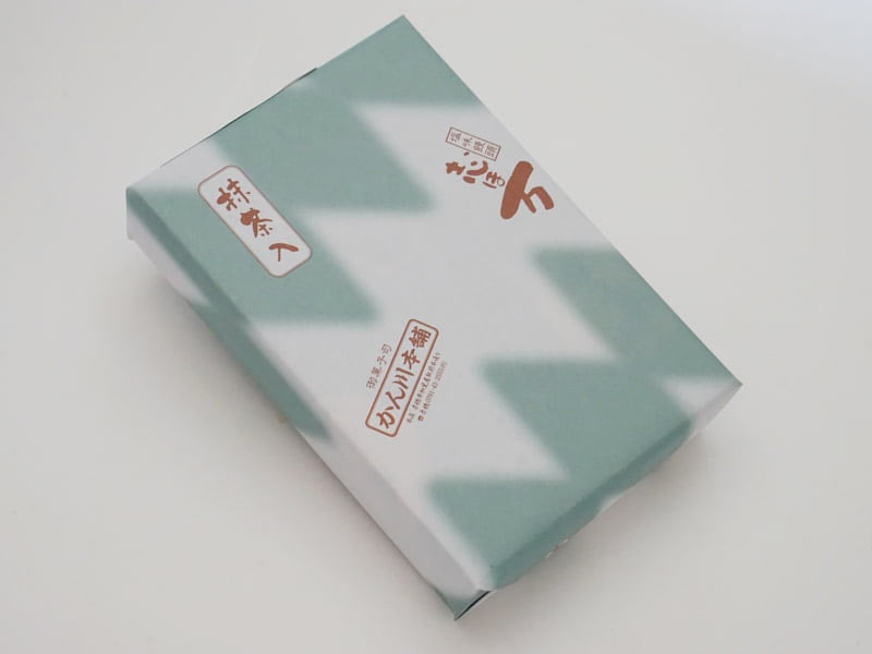 かん川本舗 塩味饅頭 志ほ万(抹茶)外装