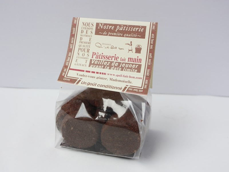 マカダミアナッツとココアのクッキー外装写真