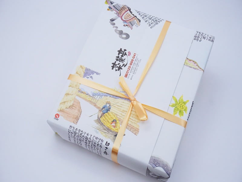 菜菓亭　河川蒸気桃クリーム　外装