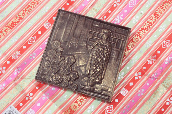 タブレットショコラ舞妓(柚子)中身写真