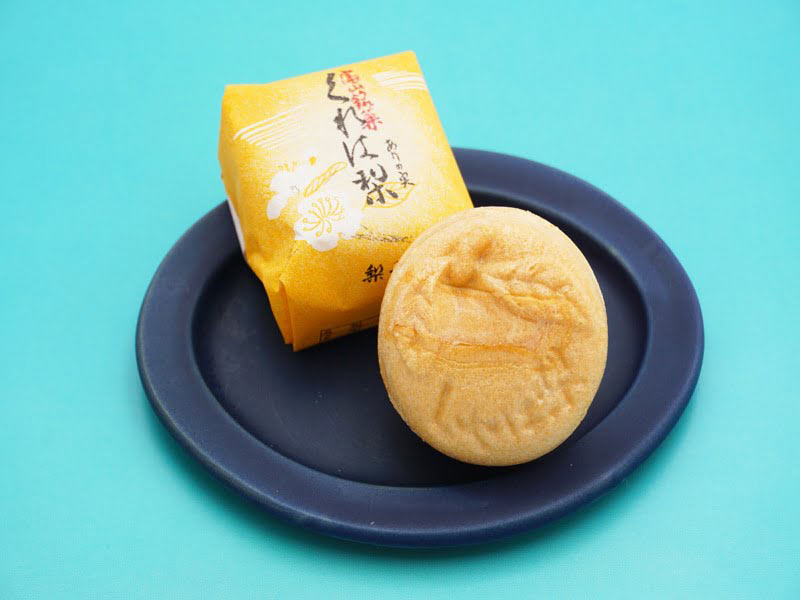 瀧味堂　くれは梨最中　中身の写真　裏側