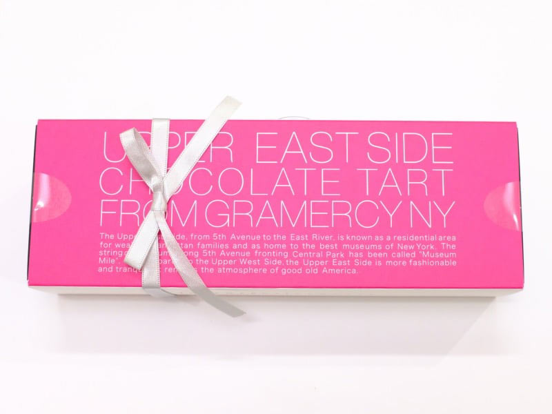 アッパーイーストサイド　ストロベリーチョコレートタルト　外装