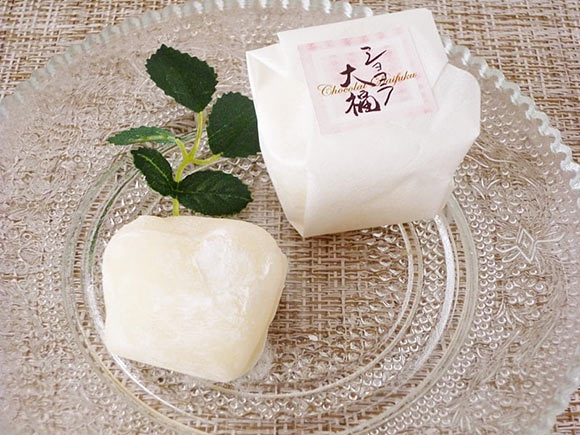 ホワイトクリームのショコラ大福 ブラン　中身