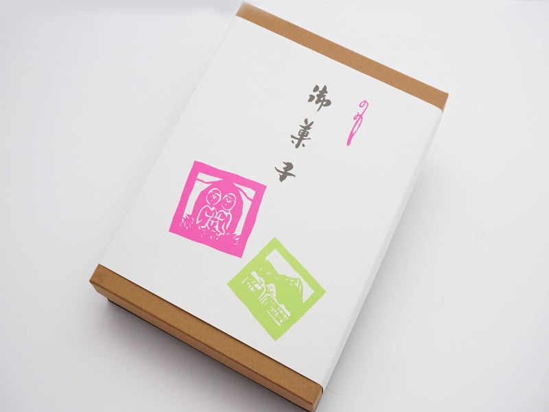 あずさ堂 チーズ満月 外装