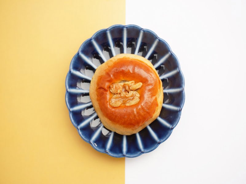 あずさ堂　くるみまん　中身の写真