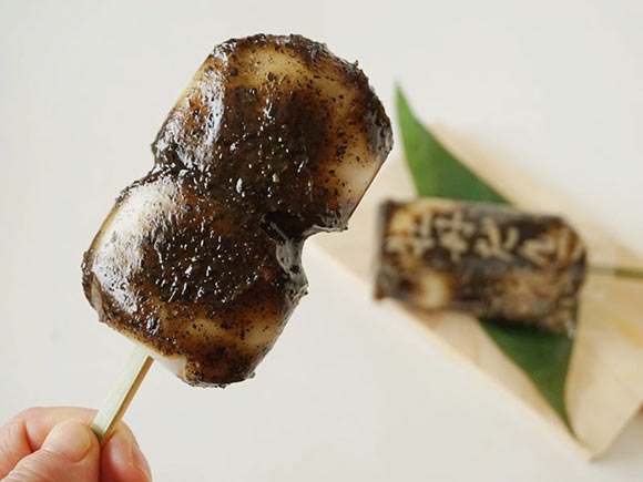 富久屋 胡麻だれ牡丹団子中身