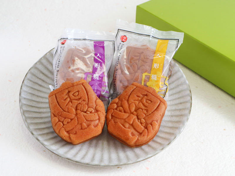 舟和 人形焼 中身