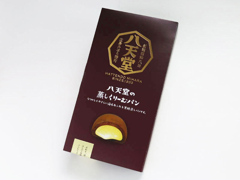八天堂の蒸しくりーむパン(黒糖)の外箱写真