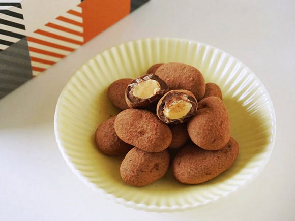 菓匠もりん アマンドショコラ中身