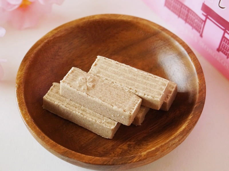 唐土庵 生もろこし中身