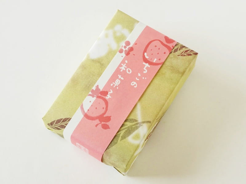 恵那栗工房 良平堂 いちごショコラ大福外装