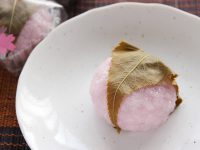 桜餅のカロリーや栄養成分は1個あたりどのくらい？人気店の桜餅で比較してみました