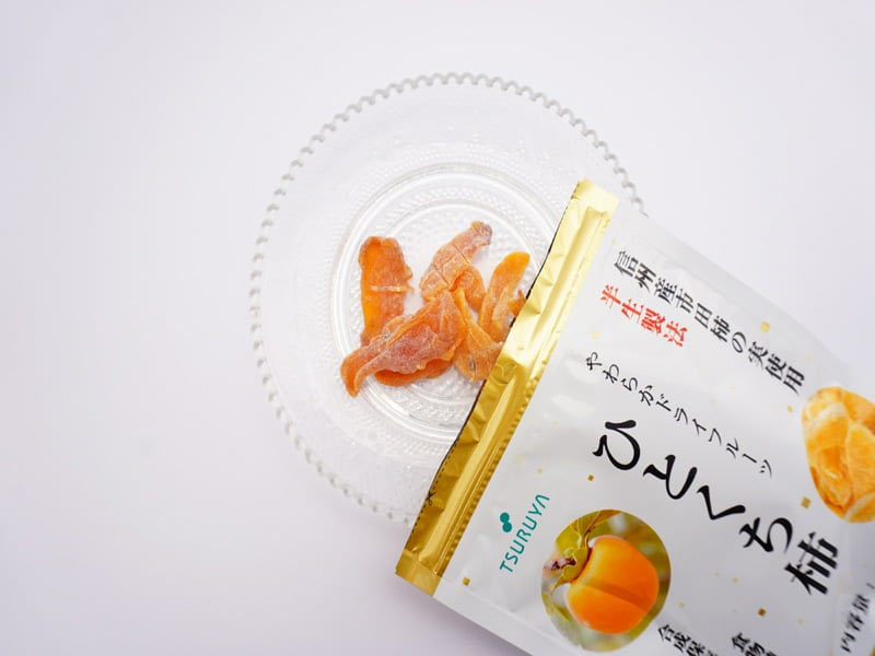 ツルヤ　ドライフルーツ　ひとくち柿　開封した写真