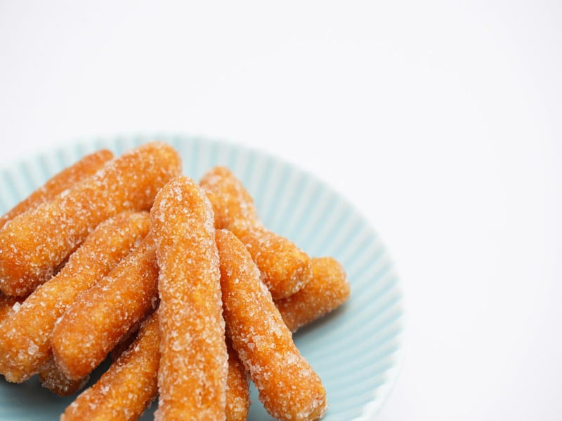 ツルヤ　りんごかりんとう　中身の写真　アップ