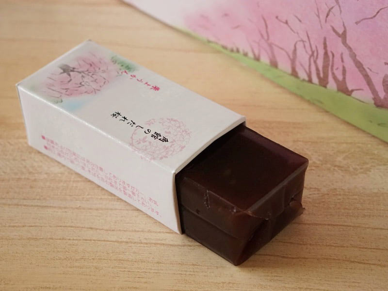 ゆかり堂製菓 しだれ桜ようかん　栗