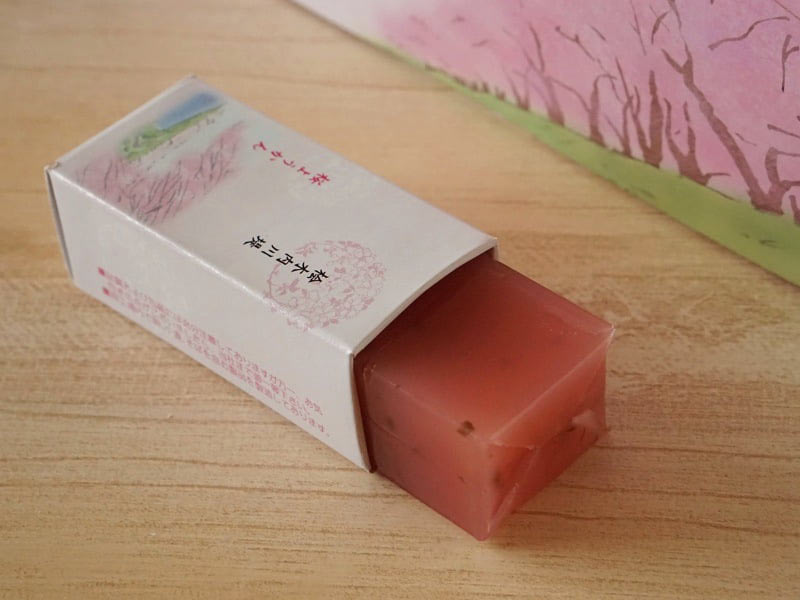 ゆかり堂製菓 しだれ桜ようかん　桜