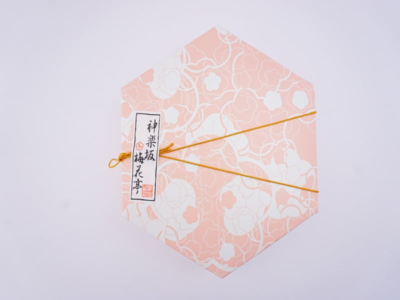 梅花亭　神楽坂福来猫もなか　外装