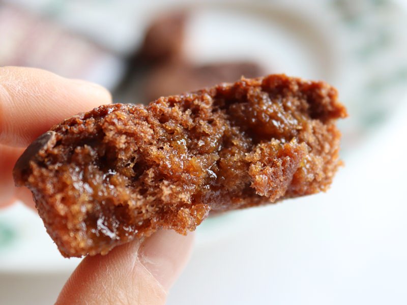 六花亭 貯古齢糖　割ったところ