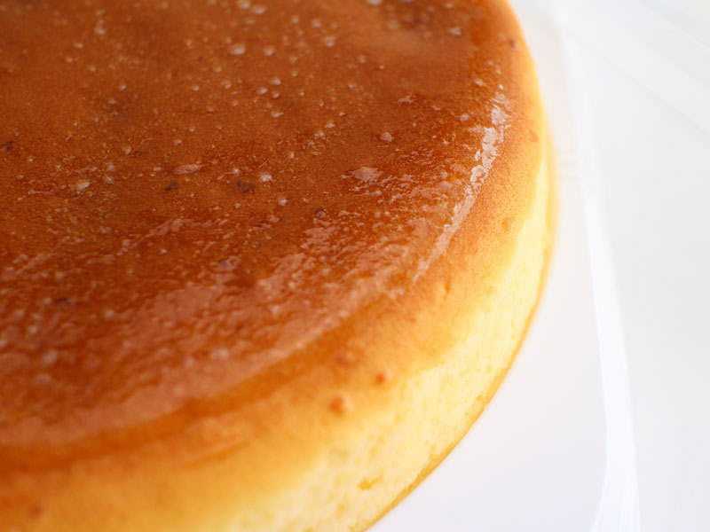 ヒルガニアンホワイトチーズケーキのアップの写真