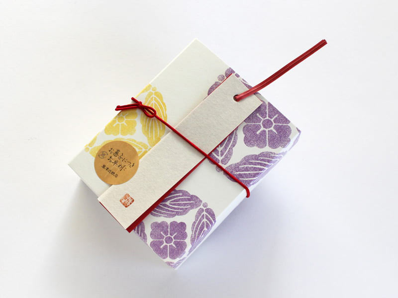 たねや 柏餅(みそ餡) 外装