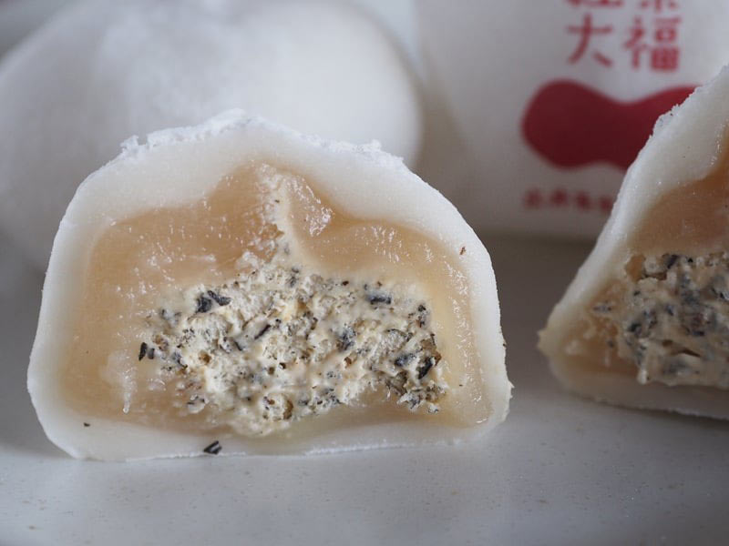 紅茶大福 断面