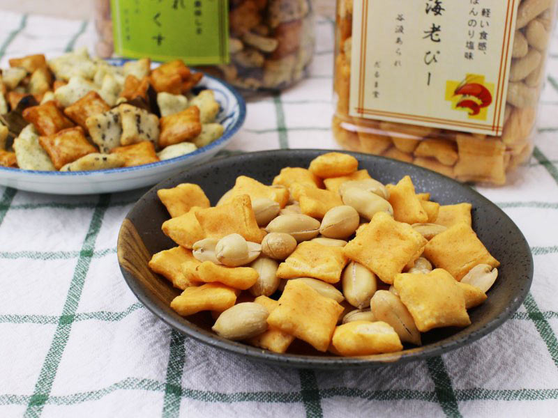 だるま堂谷汲あられミックスと他の種類の写真