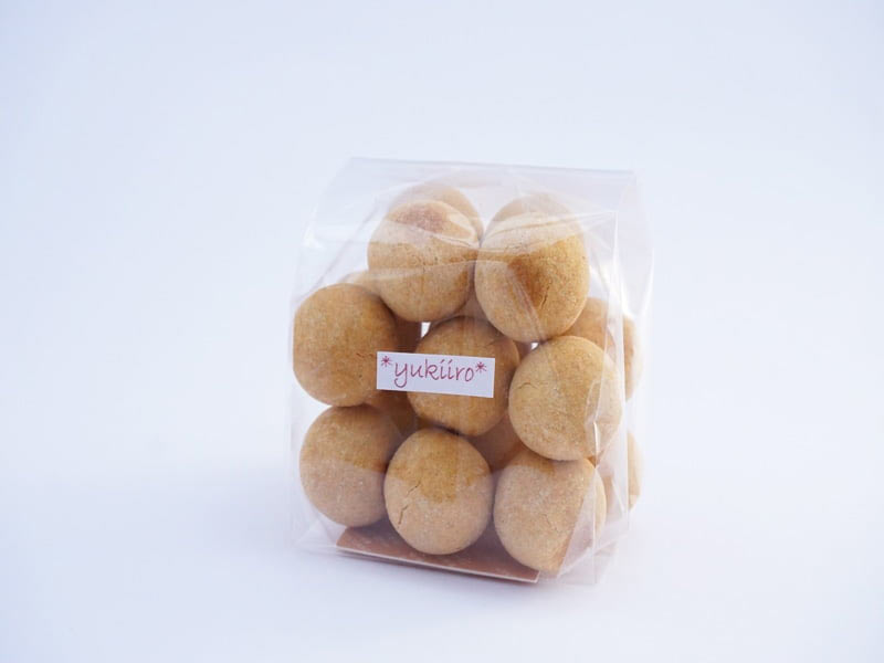 ベーグル屋ハル　米粉ボーロ　外装