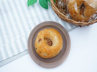 ベーグル屋ハル くるみ＆いちじくベーグル