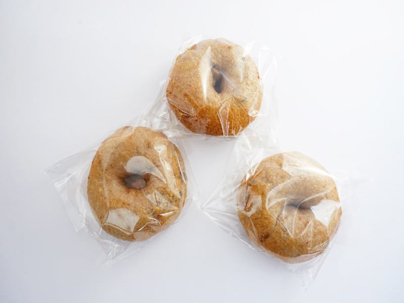 ベーグル屋ハル　くるみ&レーズンベーグル　外装