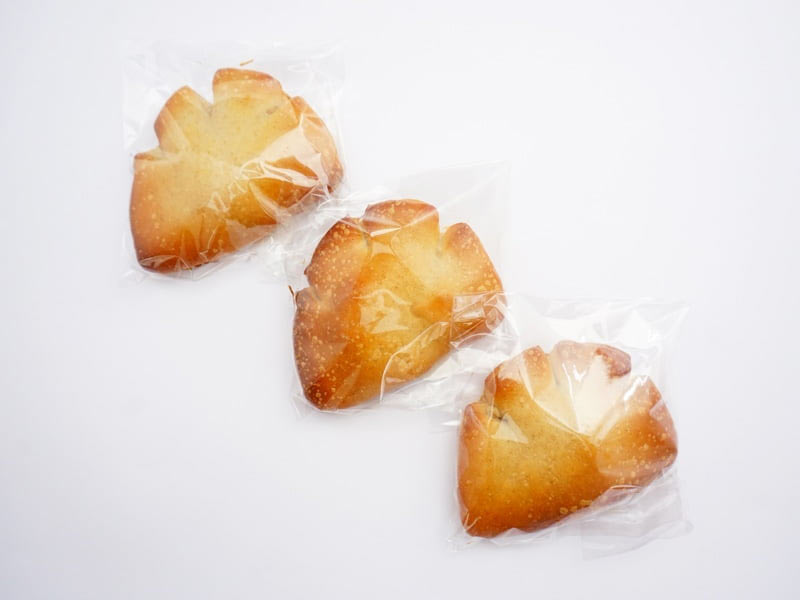 ベーグル屋ハル　豆乳クリームパン　外装