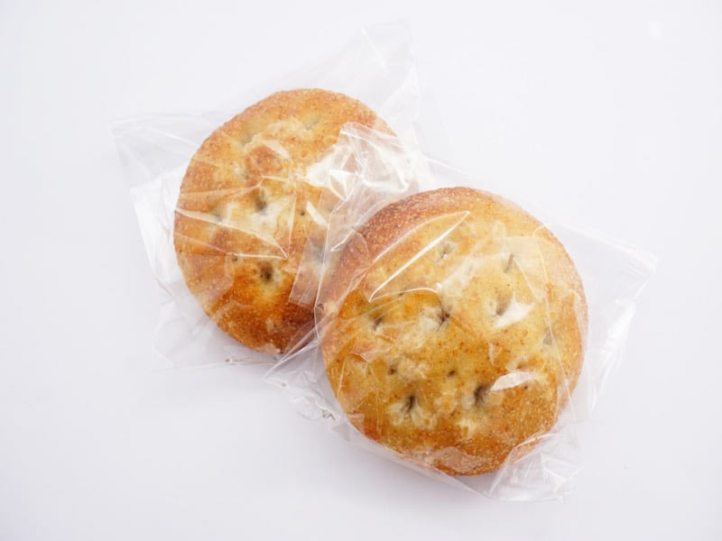 ベーグル屋ハル　つぶ塩フォカッチャ　外装