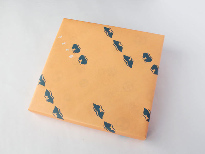 丸八最中　外箱