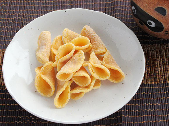 中浦屋 柚子せんべい 中身の写真