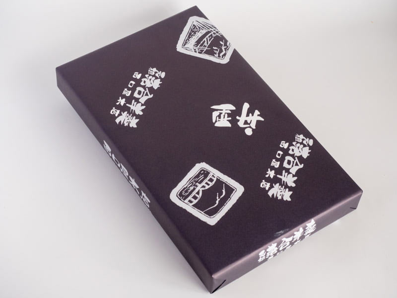西口屋 落合羊羹 舟型 外装