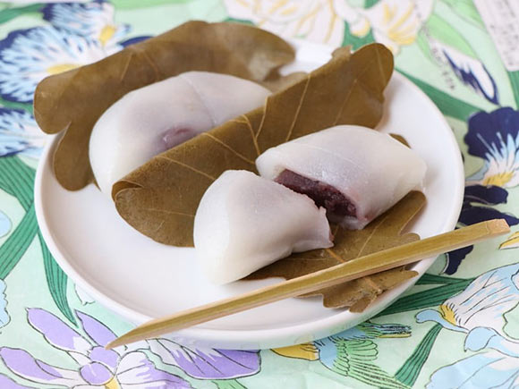 朔日餅 かしわ餅 中身(拡大)の写真