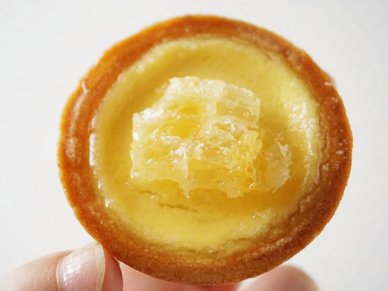 山のはちみつ屋 コムハニーチーズタルトアップ