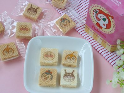 アンパンマンこどもミュージアム&モール サクサクウエハース ホワイトクリーム入り