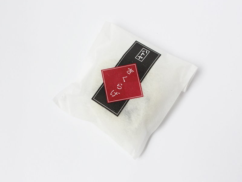 ハトヤ揚げかまぼこ(きくらげ)外装写真