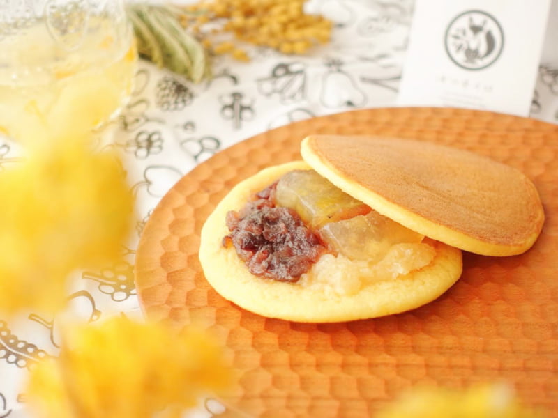 キツネイロ パイナップルバターどら焼き 中身