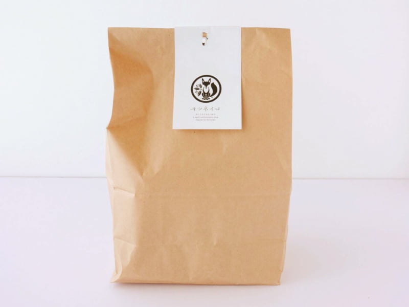 キツネイロ よもぎもちどら焼き 外装