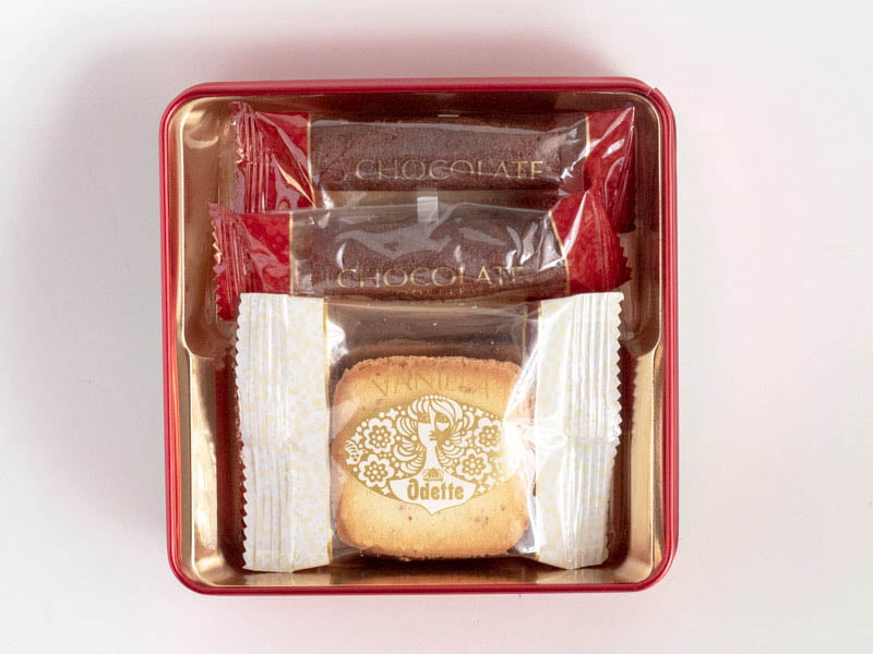 モロゾフ 神戸クリームサンドクッキー 開封