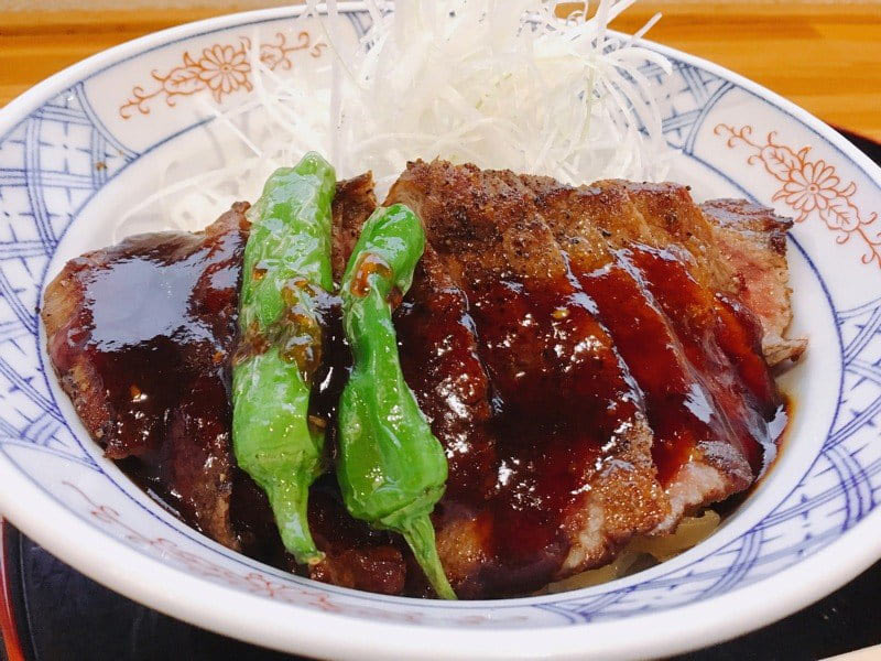 寒河江サービスエリア山形牛ステーキ丼