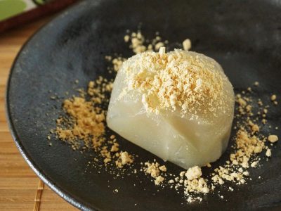 新杵堂 わらびもち きんとんきな粉添え