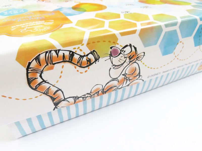 TDR ディズニーサマーセレクション バウムクーヘン フタ側面の写真